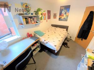 Photo 7- click for photo gallery